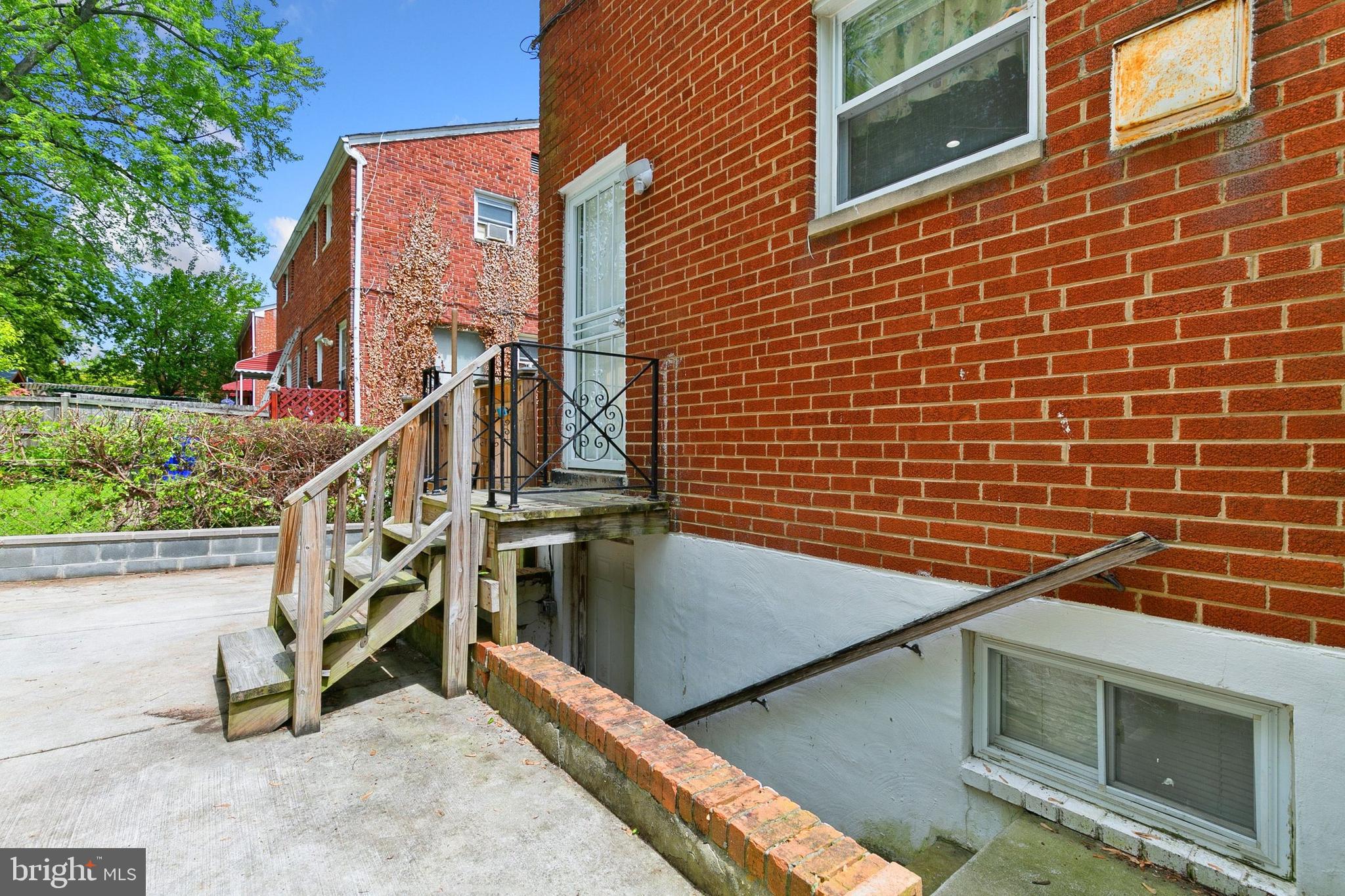 12114 Dalewood Drive Silver Spring, MD 20902 - Photo 21 of 24 a view of entryway and hall