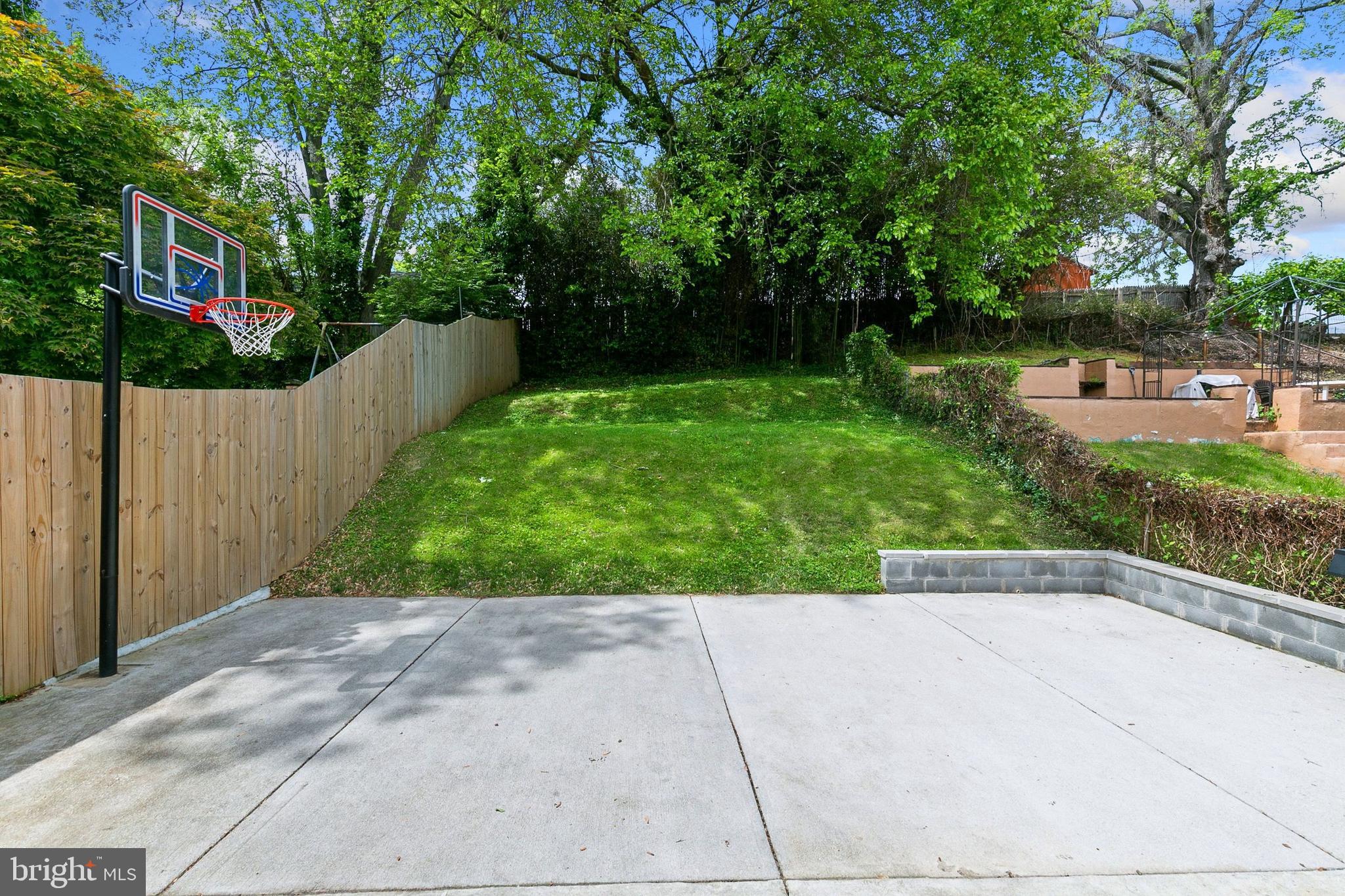 12114 Dalewood Drive Silver Spring, MD 20902 - Photo 23 of 24 a view of backyard with green space