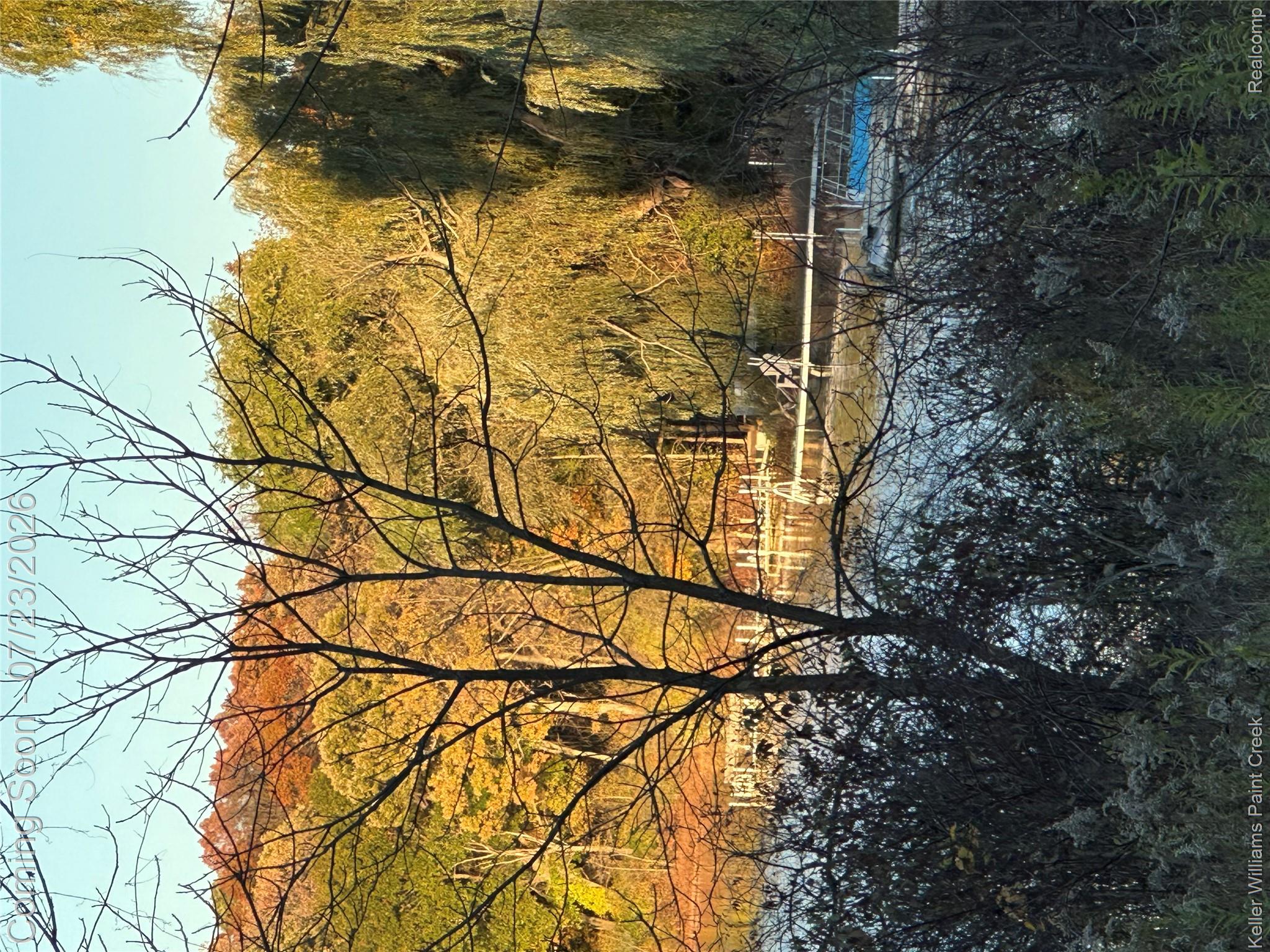 423 East Road Holly, MI 48442 - Photo 53 of 61 Rice Lake Fall.jpeg