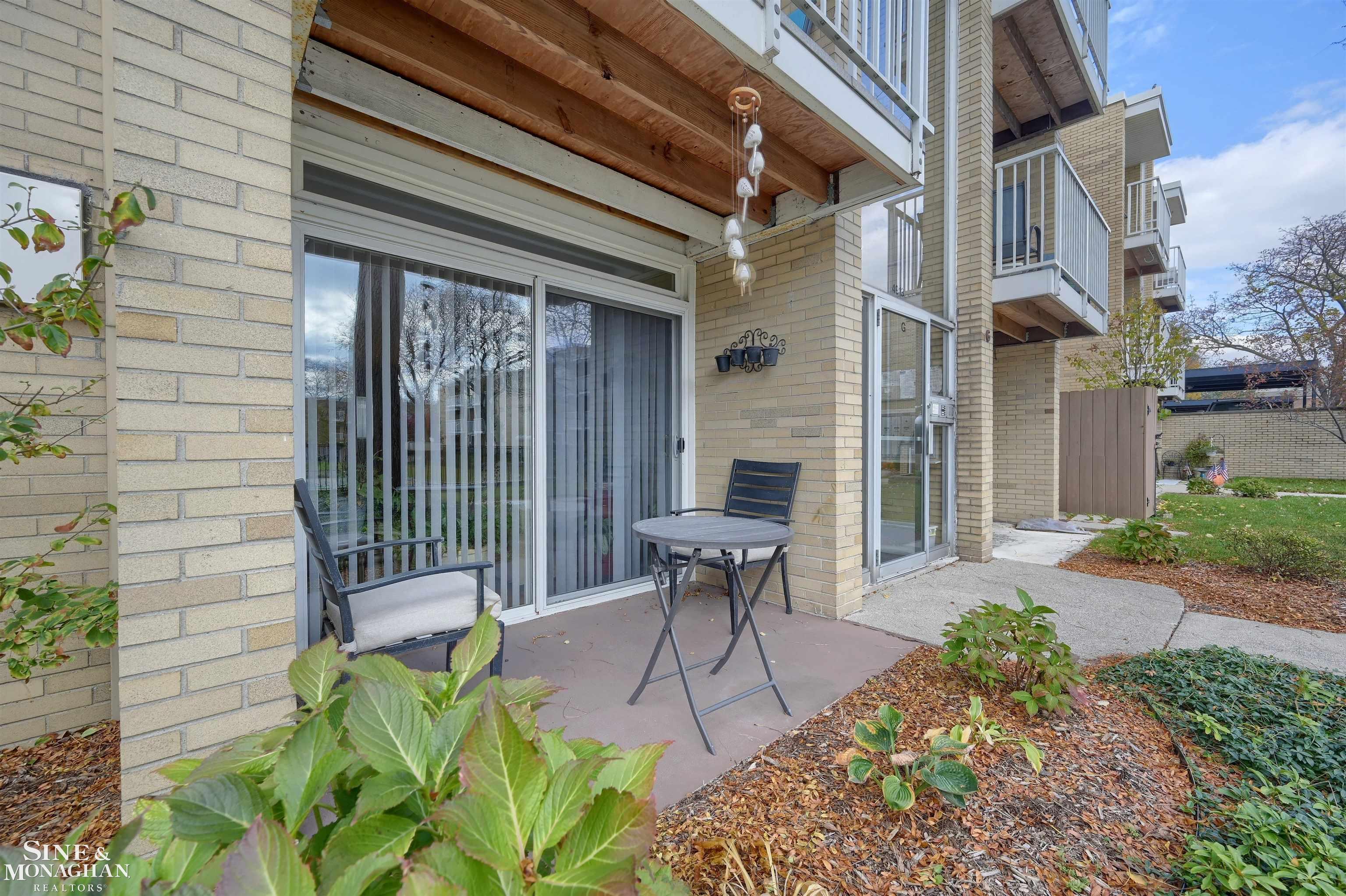 4913 North Crooks Road Royal Oak, MI 48073 - Photo 18 of 22 50126791-18.JPG
