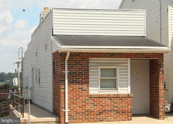 $299,900 | 641 West Broadway, Red Lion, PA 17356