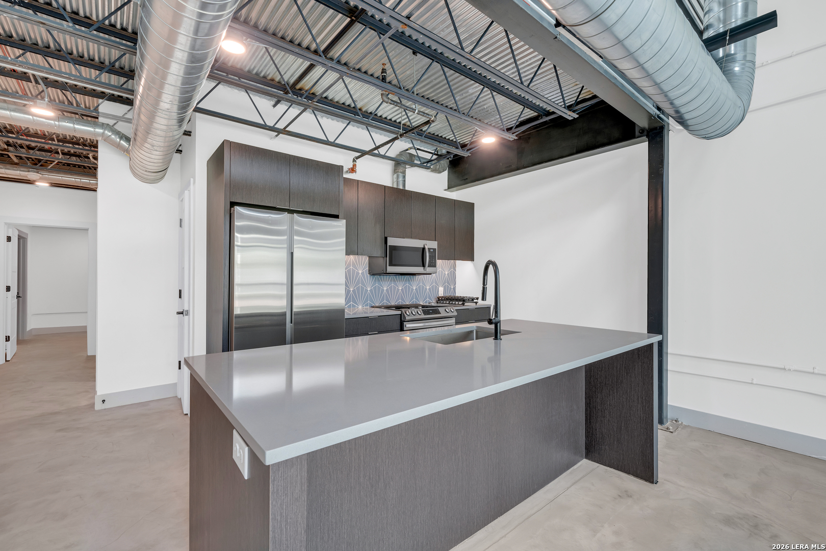 215 Coca-Cola Place, Unit 303 San Antonio, TX 78220 - Photo 2 of 5