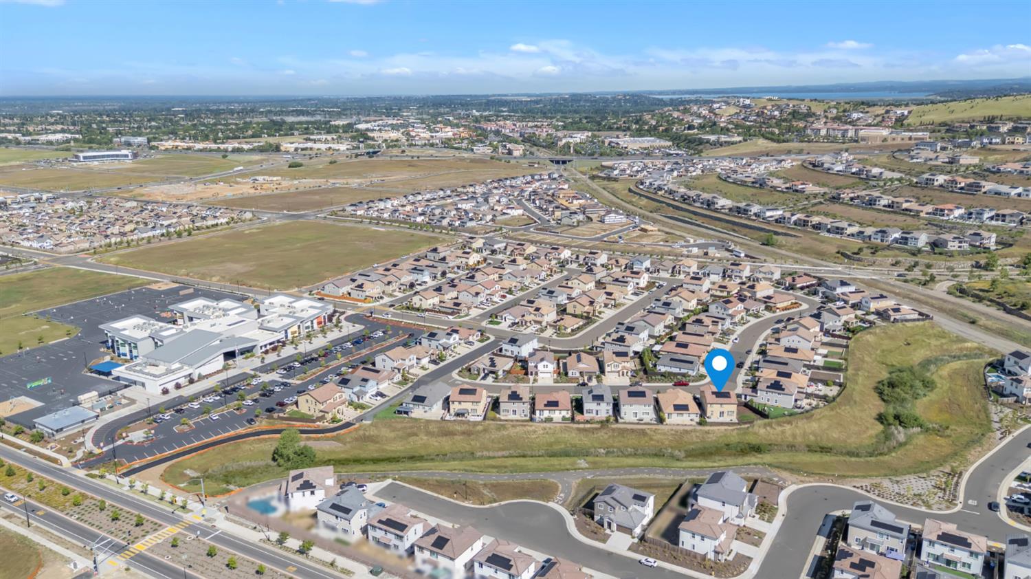 4562 Butterfly Ridge Drive Folsom, CA 95630 - Photo 43 of 44 a view of a city with an ocean
