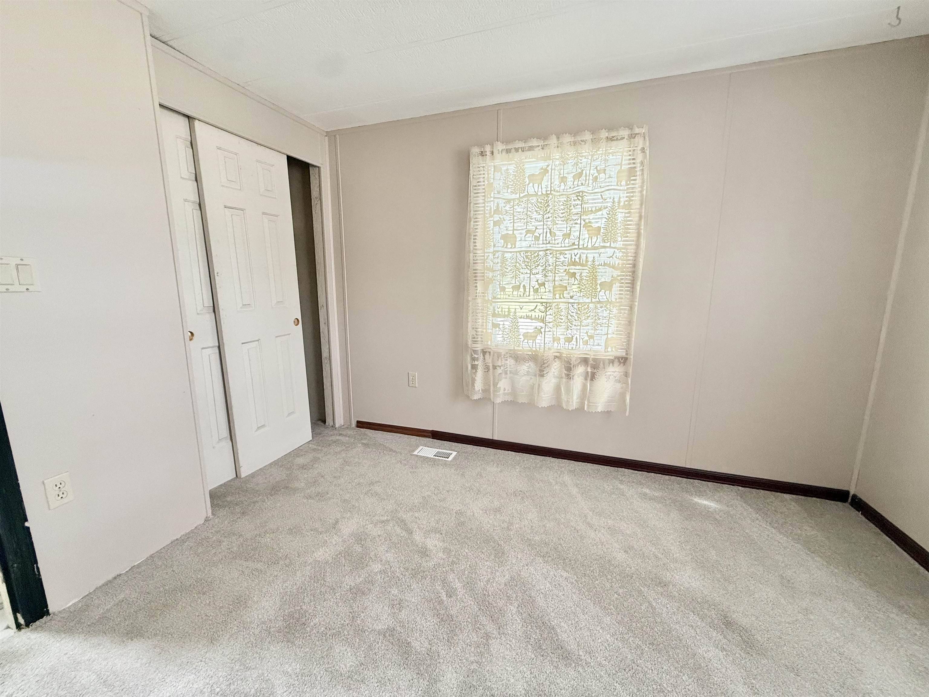 9 Billings Mobile Manor Rutland, VT 05701 - Photo 17 of 21