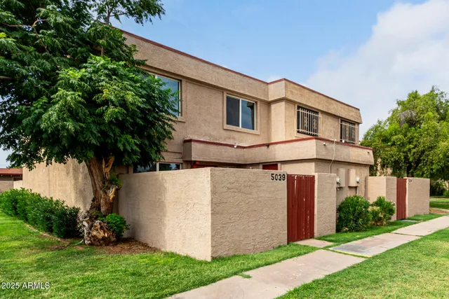 $219,990 | 5039 North 40th Avenue, Phoenix, AZ 85019
