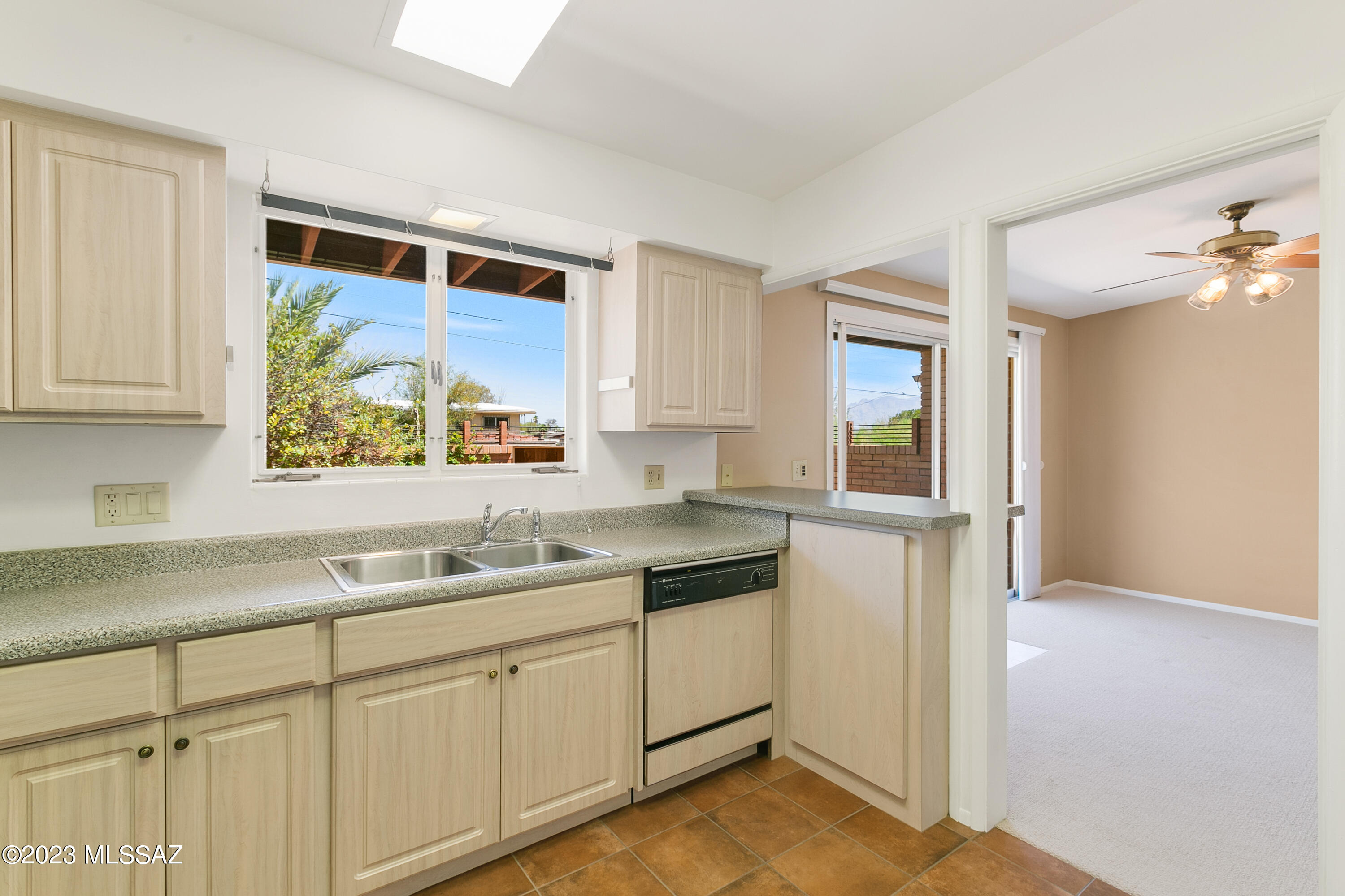 1934 West Anklam Road Tucson, AZ 85745 - Photo 11 of 20 Gallery Image 11