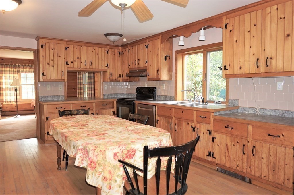 26 A Conlin Road Oxford, MA 01540 - Photo 8 of 37 Gallery Image 8