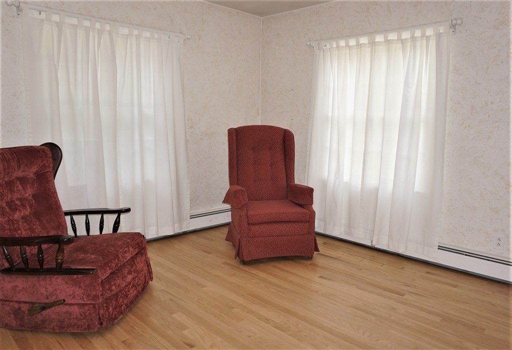 26 A Conlin Road Oxford, MA 01540 - Photo 10 of 37 Gallery Image 10