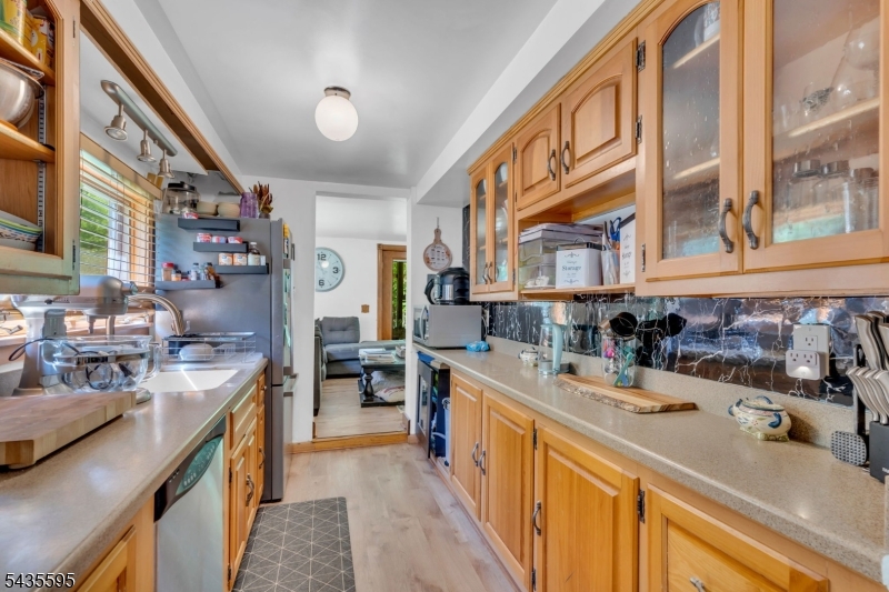 145 Millbrook Road Washington, NJ 07882 - Photo 4 of 39