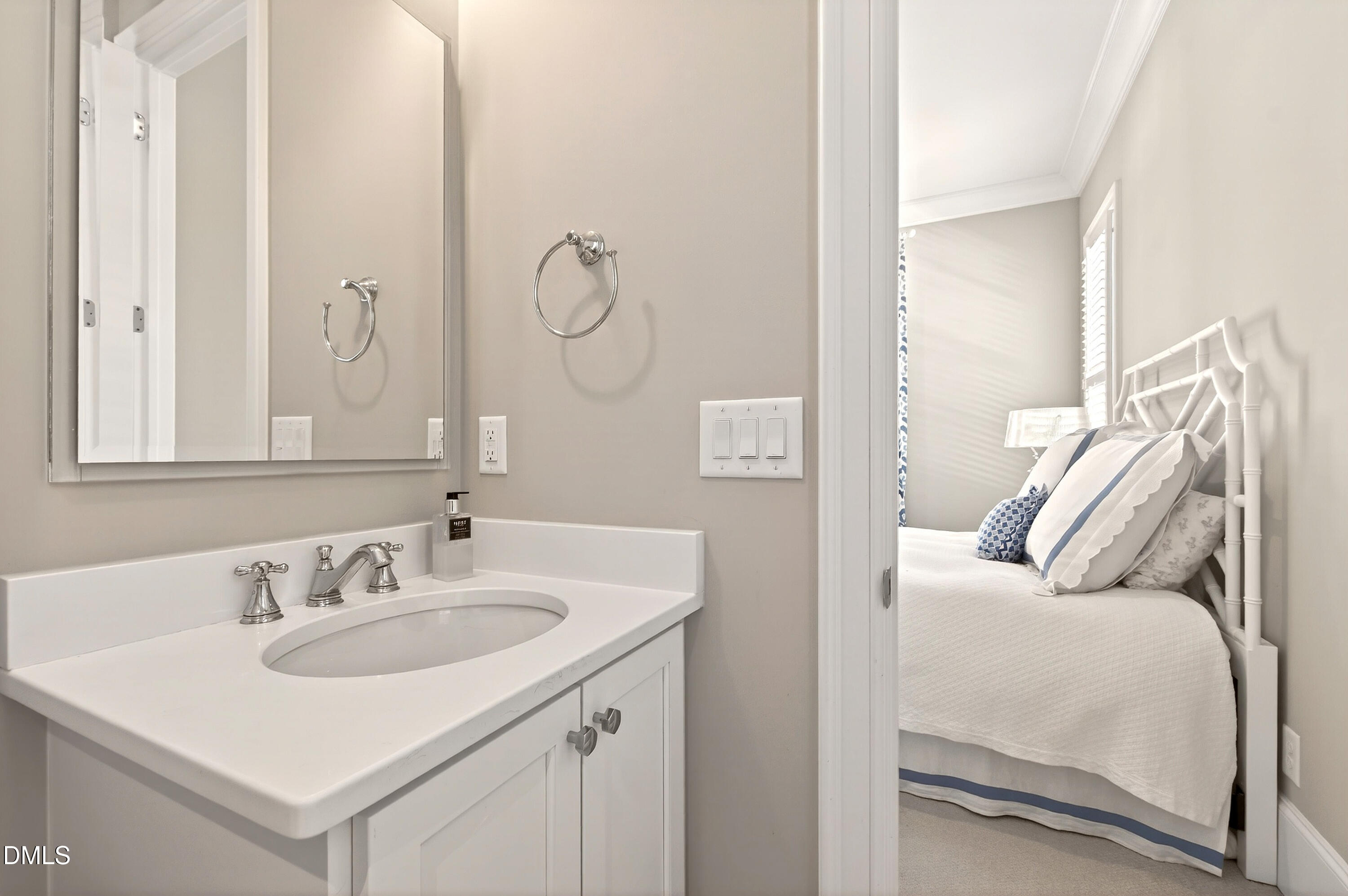 2820 Claremont Road Raleigh, NC 27608 - Photo 28 of 60 Claremont (22)