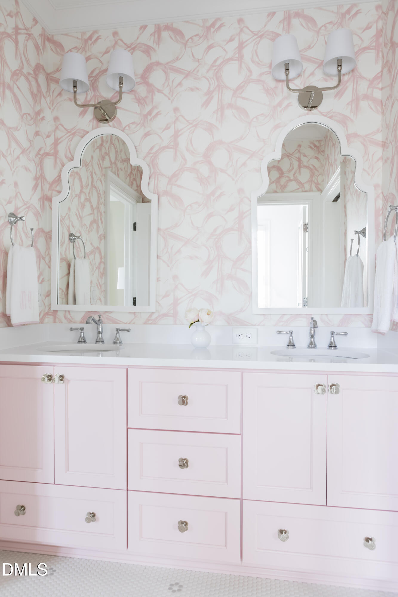 2820 Claremont Road Raleigh, NC 27608 - Photo 40 of 60 200129_0524