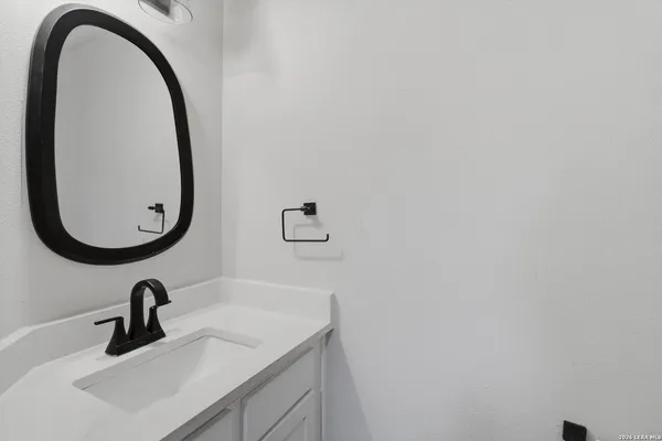 $175,000 | 10254 Dover Ridge, Unit 203, San Antonio, TX 78250