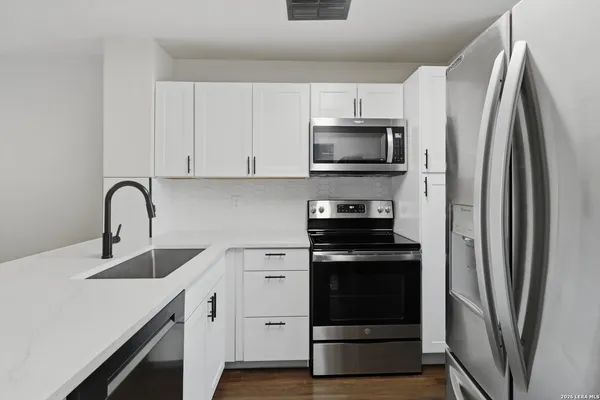 $175,000 | 10254 Dover Ridge, Unit 203, San Antonio, TX 78250