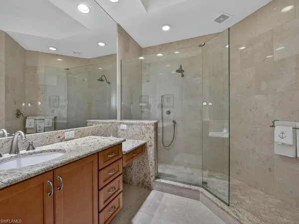 $575,000 | 24360 Sandpiper Isle Way, Unit 205, Bonita Springs, FL 34134