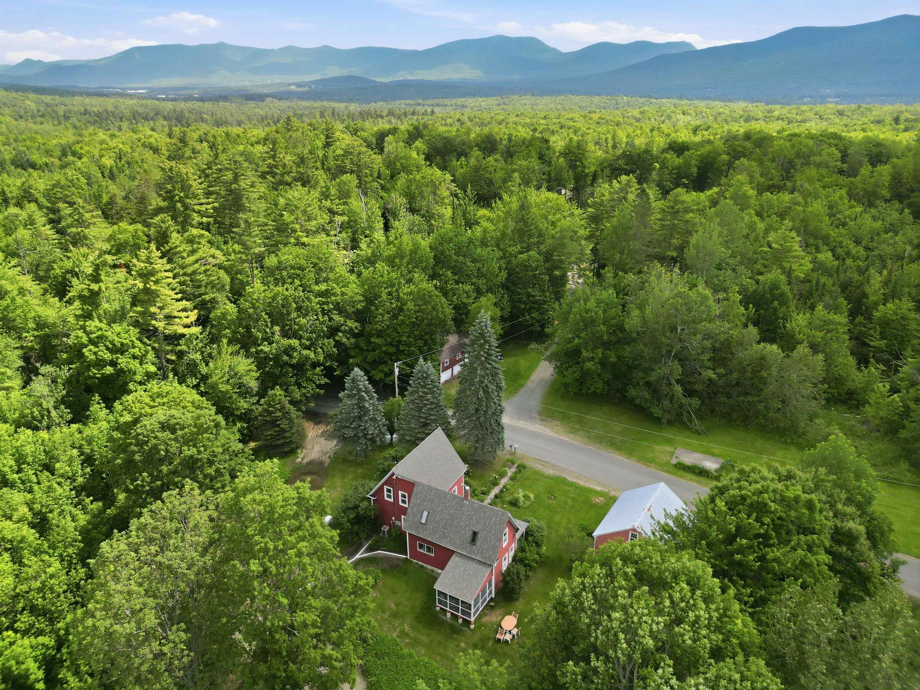 557 Old E Road Whitefield, NH 03598 - Photo 24 of 59