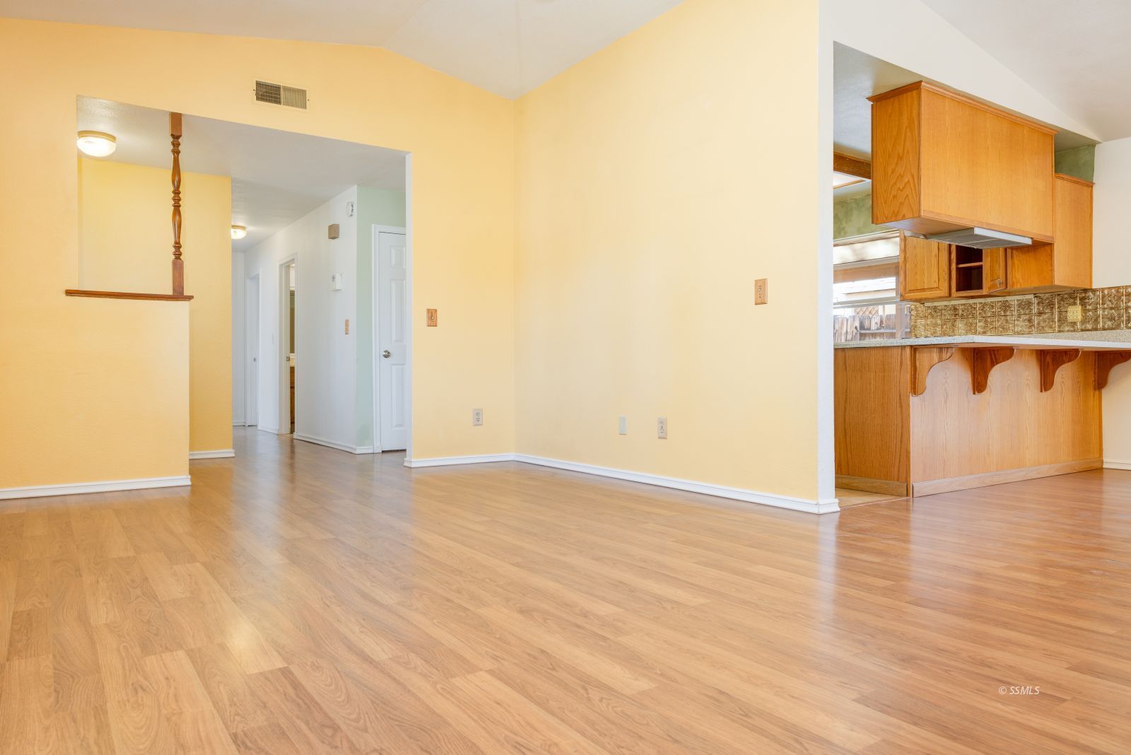 101 North Broadway Street Ridgecrest, CA 93555 - Photo 12 of 29