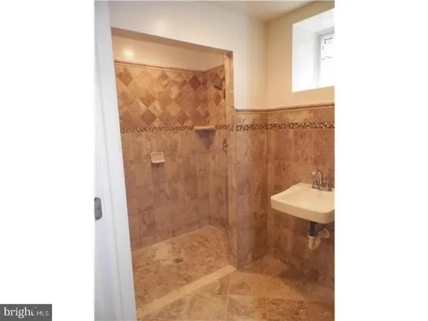 $2,975 | 136 Paoli Pike, Malvern, PA 19355
