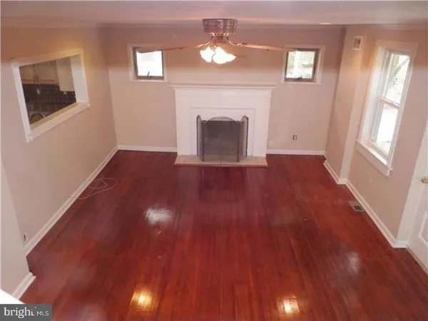 $2,975 | 136 Paoli Pike, Malvern, PA 19355