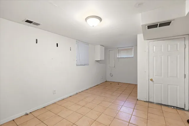 $4,999 | 1117 Foster Street, Unit 1, Evanston, IL 60201