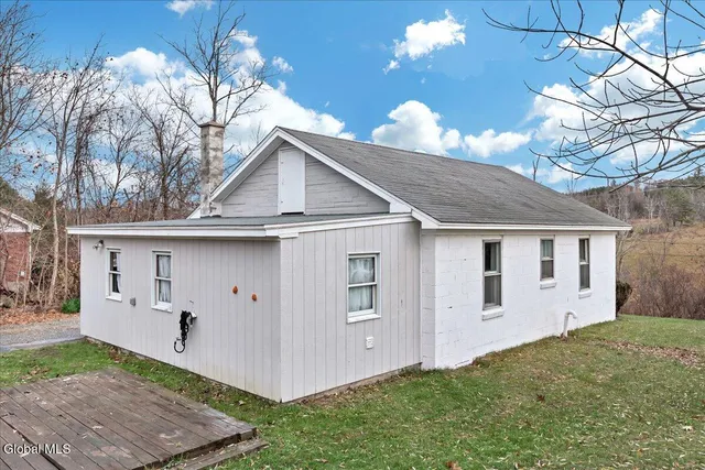 $210,000 | 498 Hoags Corners Road, Nassau, NY 12123