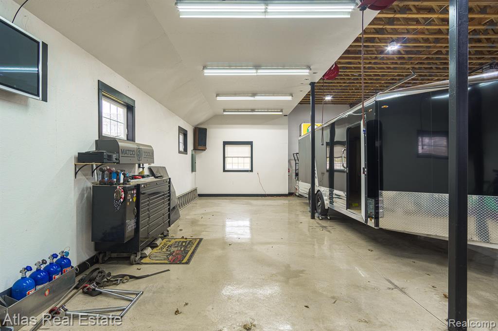 2716 Lake George Road Leonard, MI 48367 - Photo 84 of 98