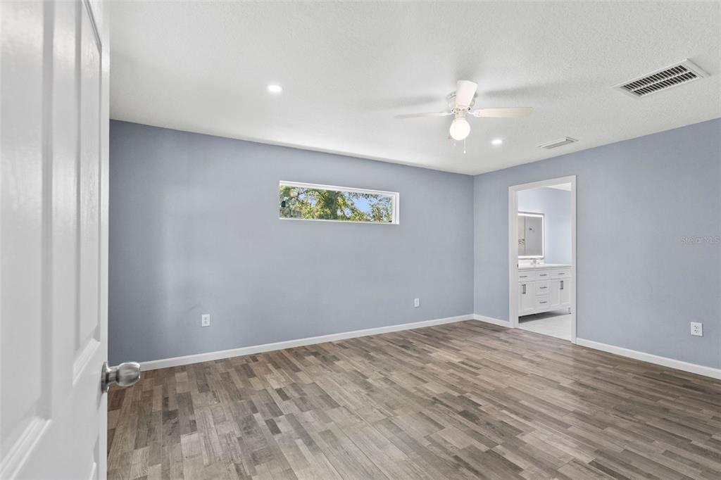499 Stremma Road Largo, FL 33770 - Photo 15 of 35 Gallery Image 15