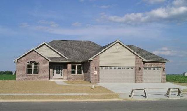 1709 Autumn Ridge Washington, IL 61571 - Photo 1 of 9 Gallery Image 1