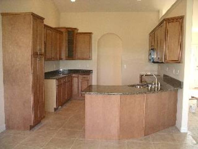 1709 Autumn Ridge Washington, IL 61571 - Photo 4 of 9 Gallery Image 4