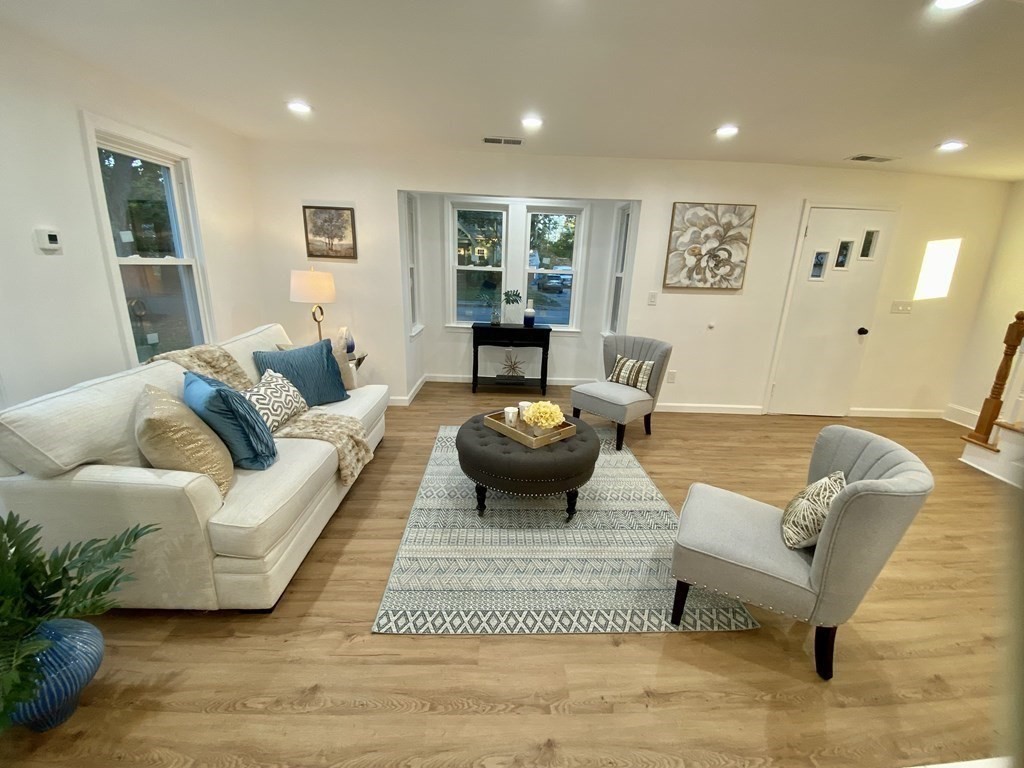 85 Lawrence Street Canton, MA 02021 - Photo 4 of 26