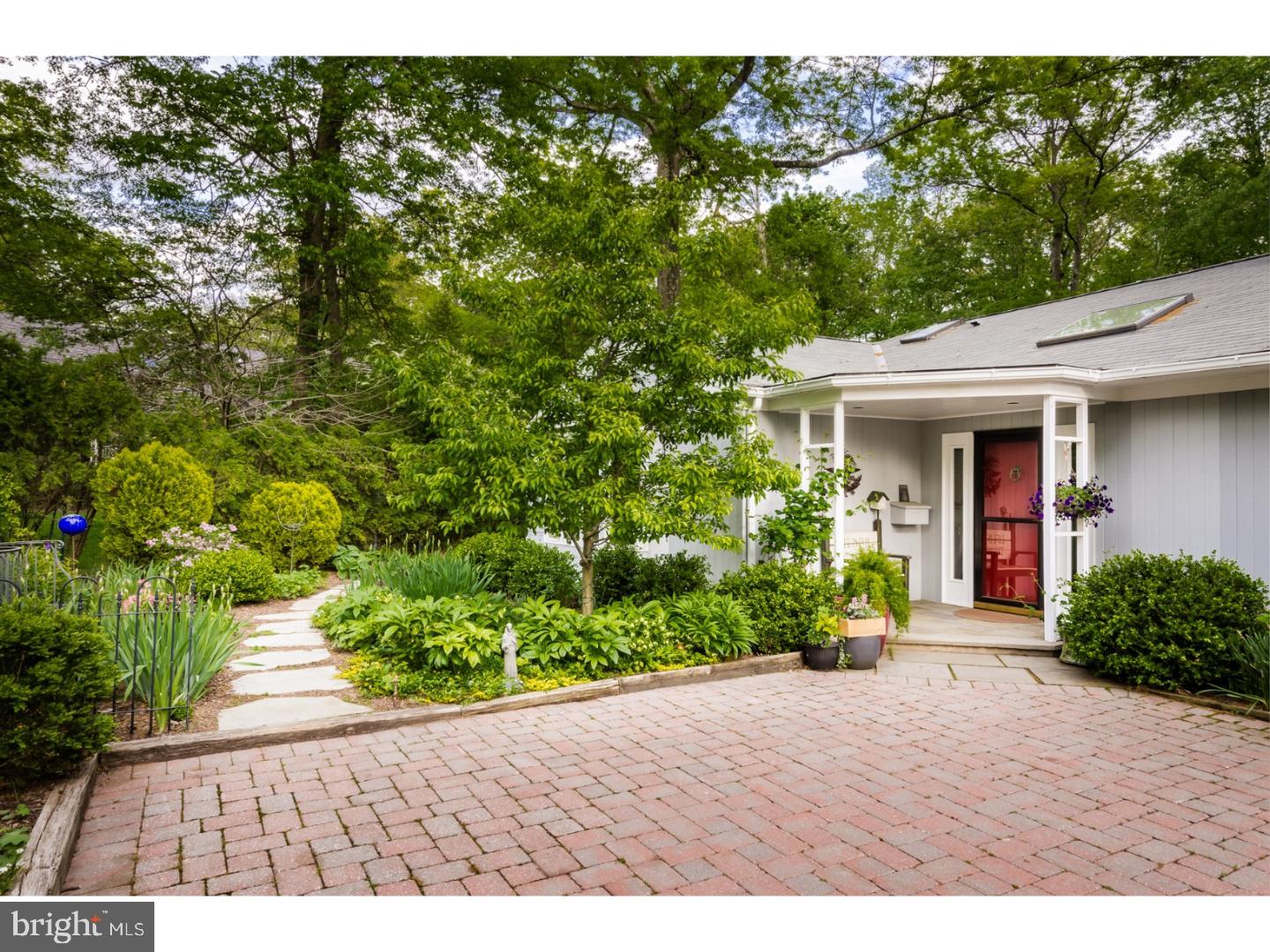 118 Westerly Road Princeton, NJ 08540 - Photo 2 of 25 Exterior Front