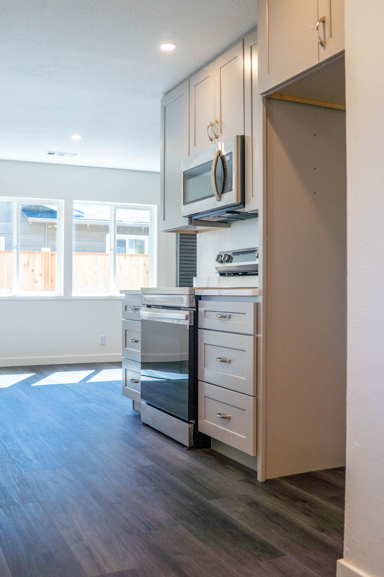 1836 Roberts Road Medford, OR 97504 - Photo 10 of 45 BVPhotography-6