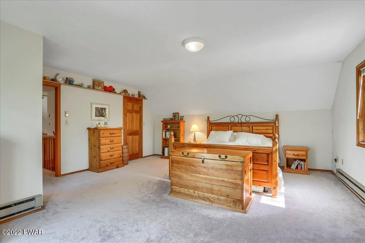 435 Raymondskill Road Milford, PA 18337 - Photo 18 of 59 Primary Bedroom