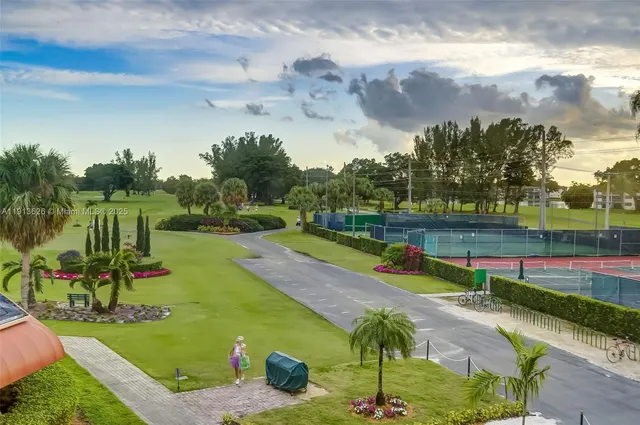 $3,100 | 8900 Washington Street, Unit 410, Pembroke Pines, FL 33025