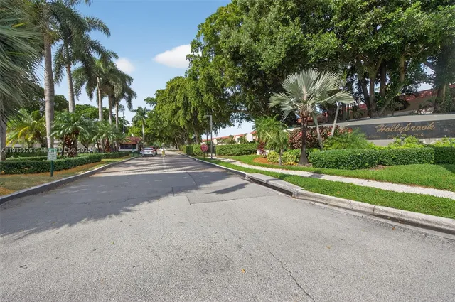 $3,100 | 8900 Washington Street, Unit 410, Pembroke Pines, FL 33025