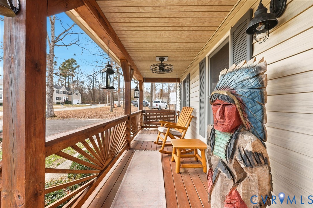 4022 Evelake Road Richmond, VA 23237 - Photo 11 of 35 a view of a balcony with furniture