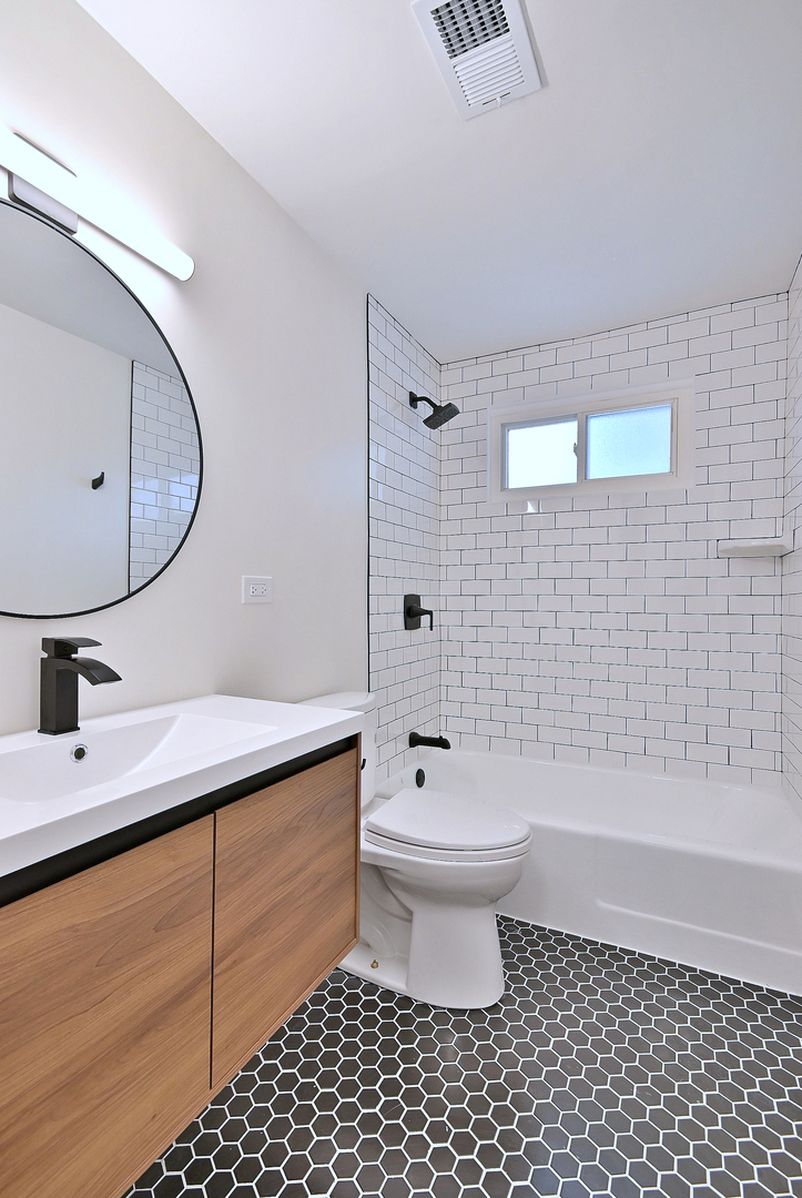 6750 North Kostner Avenue Lincolnwood, IL 60712 - Photo 20 of 37