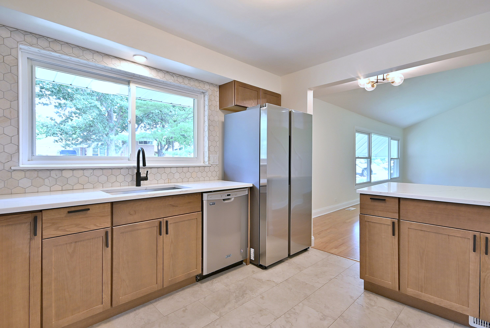 6750 North Kostner Avenue Lincolnwood, IL 60712 - Photo 10 of 37