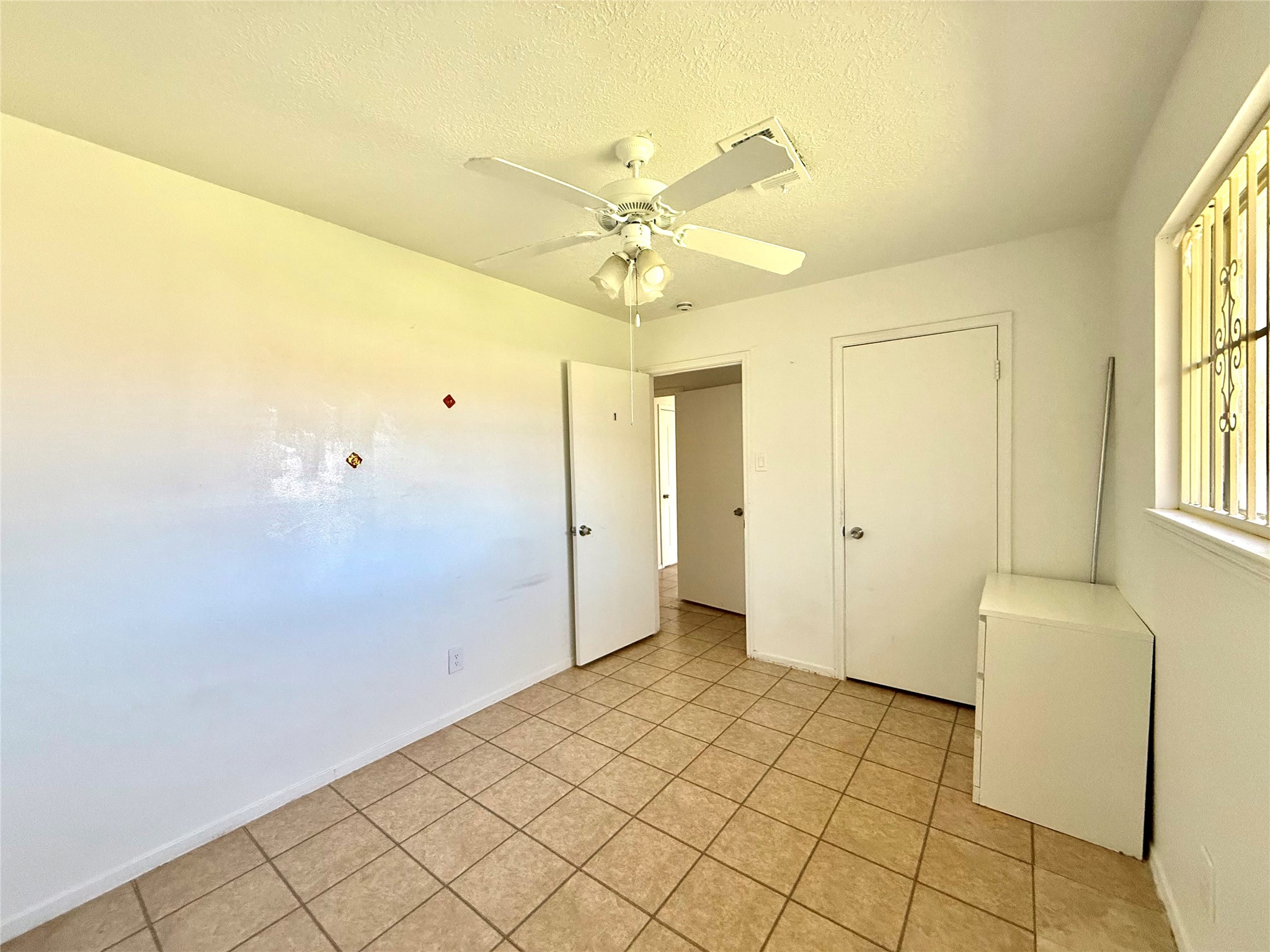 8906 Leader Street Houston, TX 77036 - Photo 13 of 21