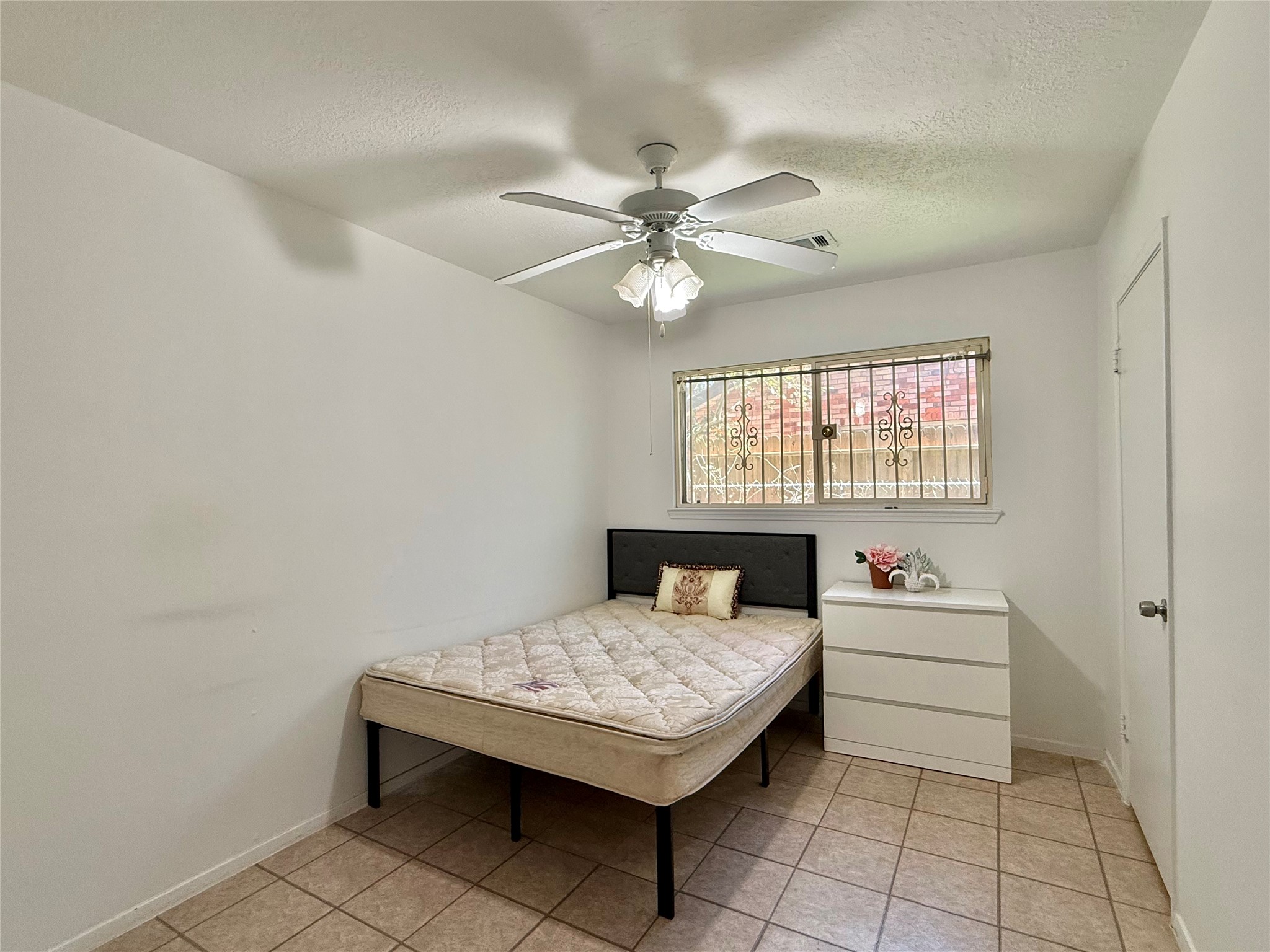 8906 Leader Street Houston, TX 77036 - Photo 15 of 21