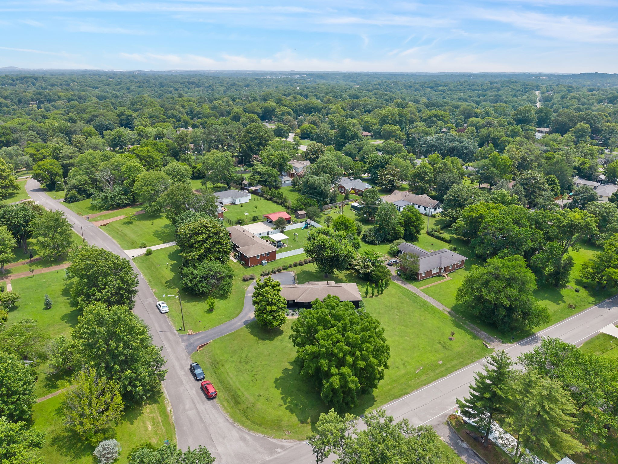 659 Devon Drive Nashville, TN 37220 - Photo 16 of 17