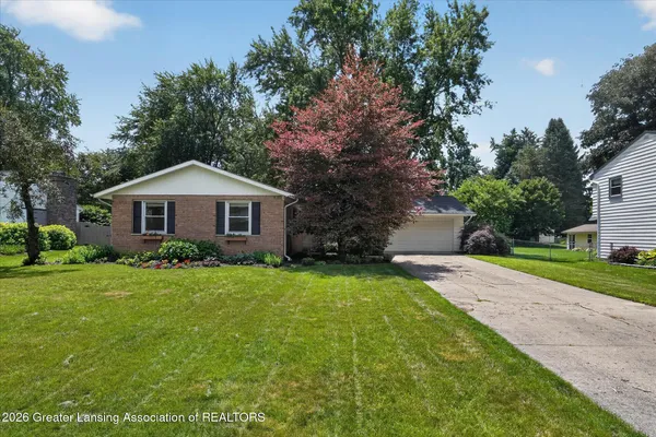 $334,900 | 1625 Pebblestone Drive, Okemos, MI 48864
