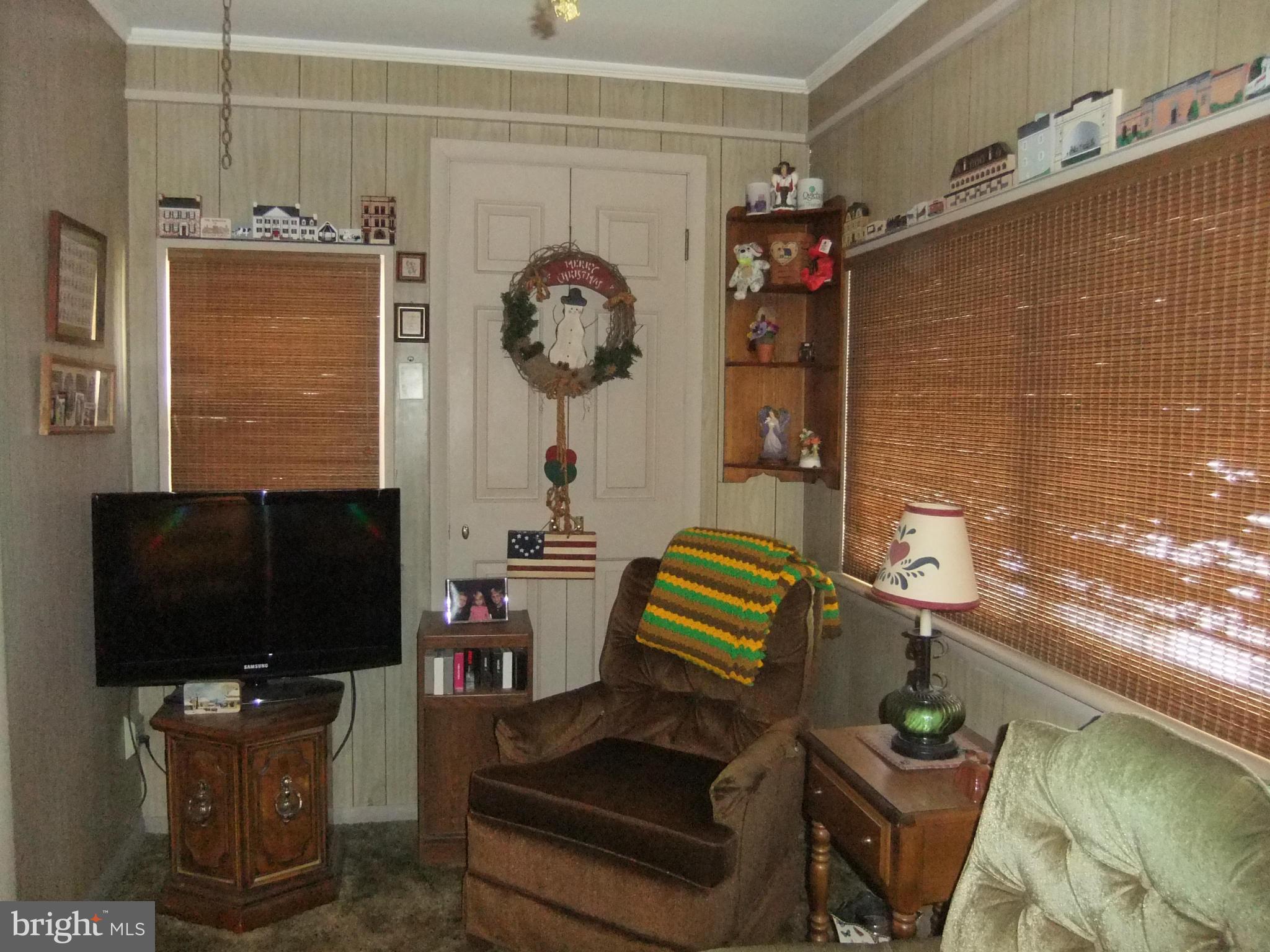 1056 Fairview Road Hagerstown, MD 21742 - Photo 8 of 30 Interior (General)