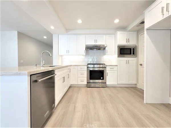 $7,250 | 14 Andalucia, Irvine, CA 92614