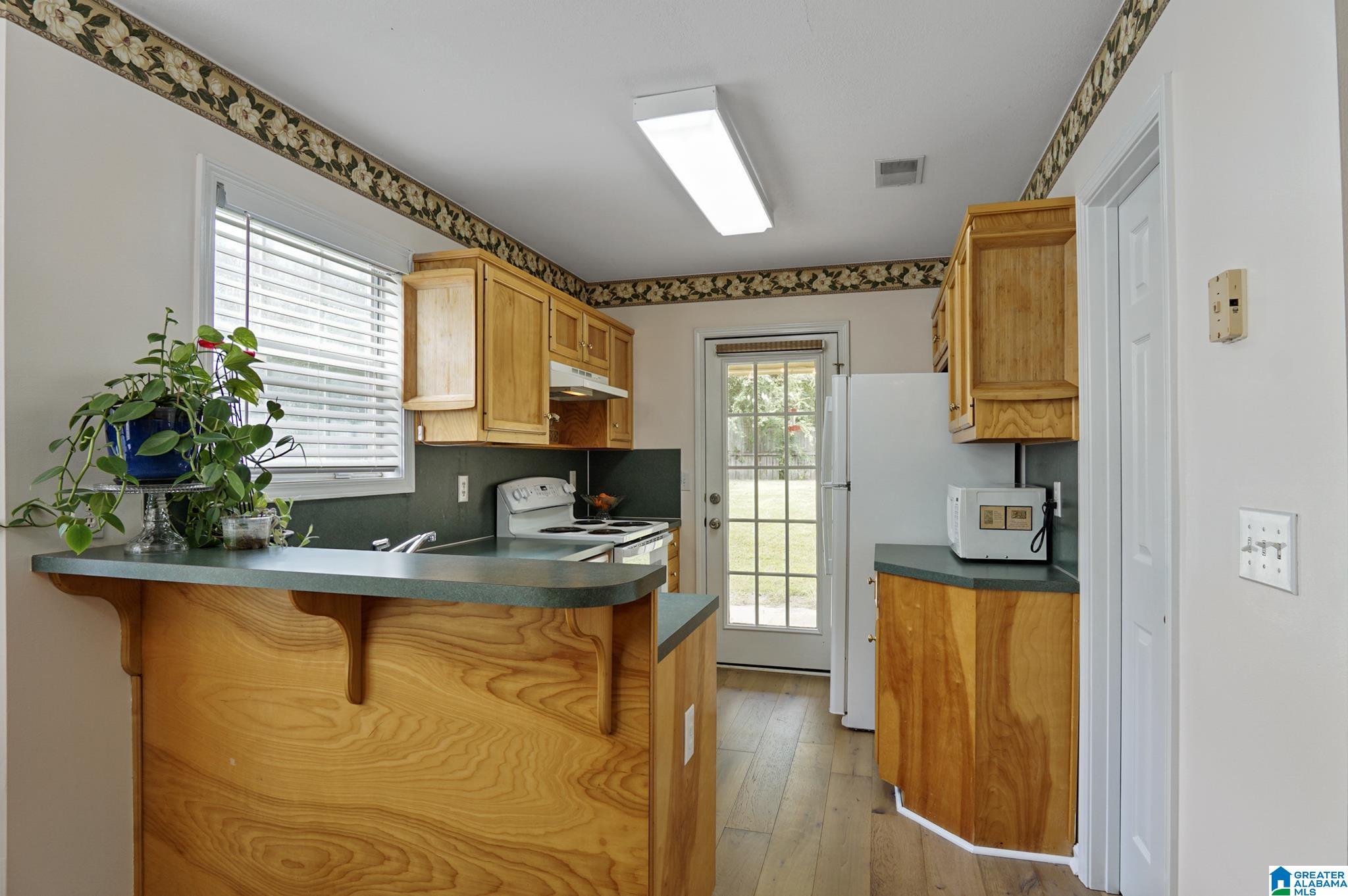 1004 Wyndham Lane Helena, AL 35080 - Photo 13 of 27