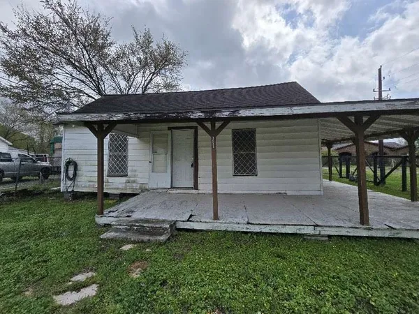 $147,999 | 16722 Avenue B, Channelview, TX 77530