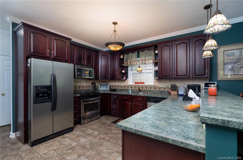 1212 Pitts Road Chester, SC 29706 - Photo 6 of 24