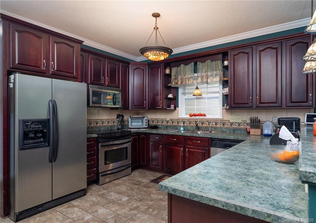 1212 Pitts Road Chester, SC 29706 - Photo 7 of 24
