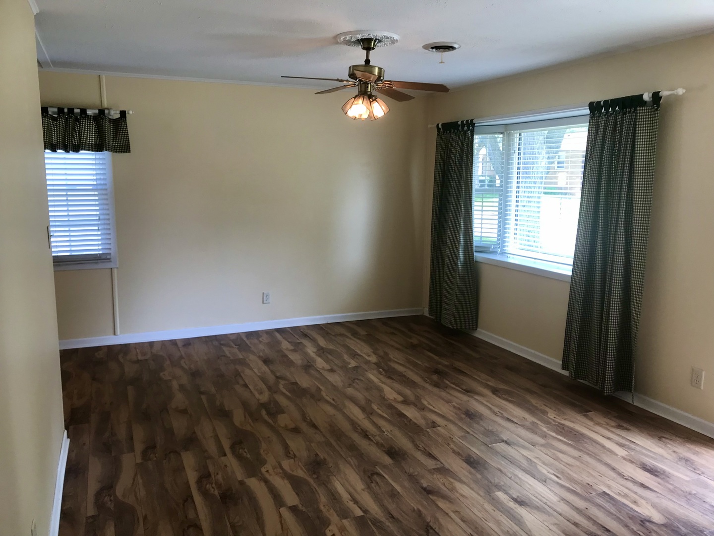 1714 Pike Street Peru, IL 61354 - Photo 6 of 26