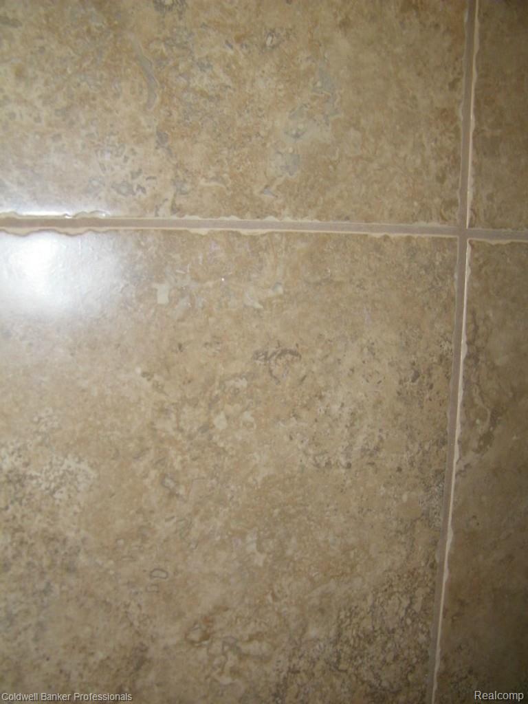 2557 North Lapeer Road Lapeer, MI 48446 - Photo 30 of 33 100_0152.jpg