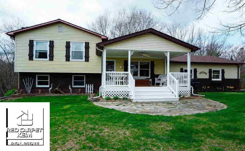 4685 Lonsberry Road Columbiaville, MI 48421 - Photo 1 of 26 21284850.JPG